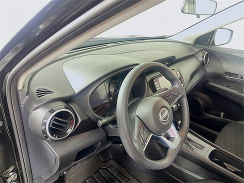 Used 2024 Nissan Kicks SV w/ Exterior Package image 10