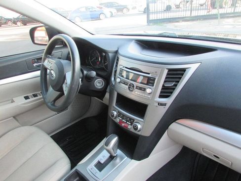 Used 2011 Subaru Legacy 2.5i AWD/4WD image 38