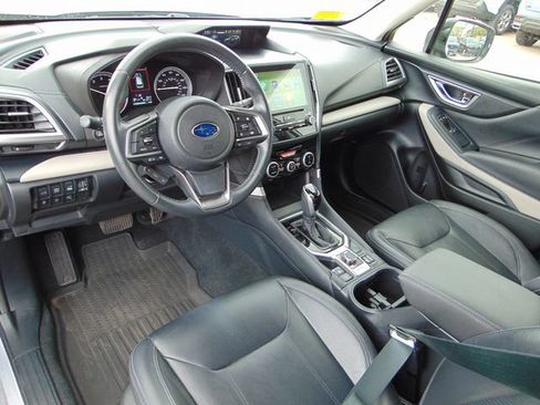 Used 2023 Subaru Forester Limited AWD/4WD image 11
