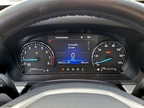 Used 2024 Ford Explorer XLT RWD image 24