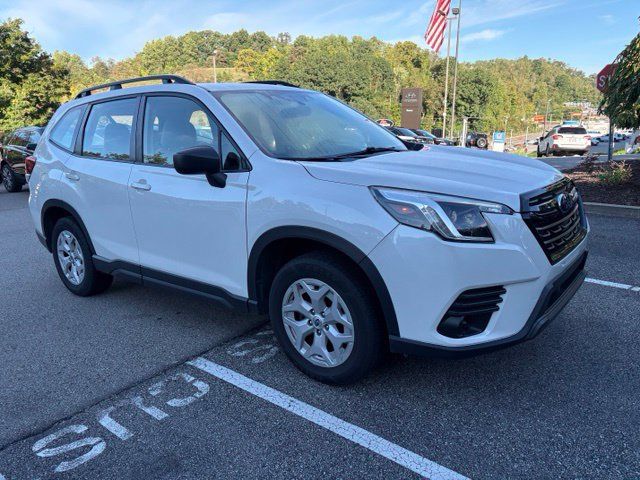 Used 2023 Subaru Forester AWD/4WD image 6