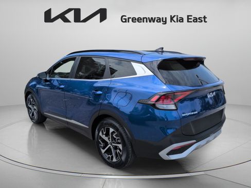 Certified 2025 Kia Sportage EX w/ Premium Package FWD image 8