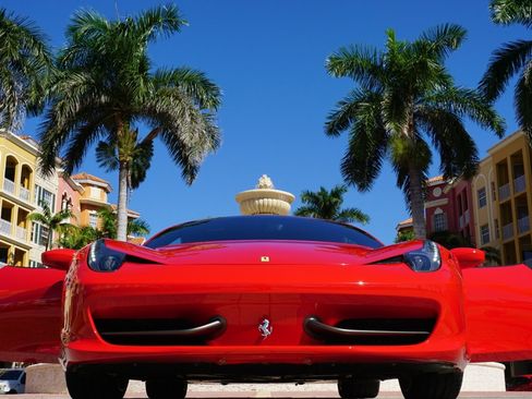 Used 2013 Ferrari 458 Italia Coupe image 27