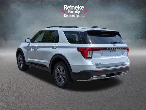 New 2026 Ford Explorer Active w/ Active Comfort Package AWD/4WD image 8