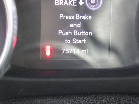 Used 2018 Jeep Wrangler Unlimited Sport S AWD/4WD image 10