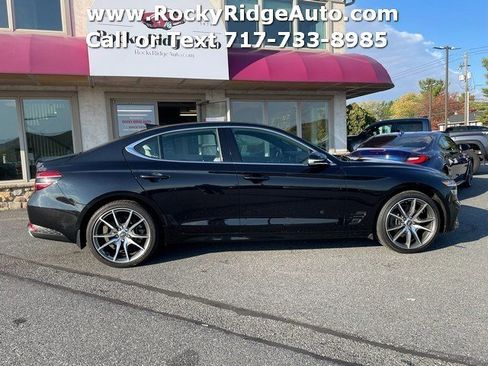 Used 2023 Genesis G70 2.0T image 8
