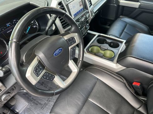 Used 2021 Ford F250 Lariat image 10