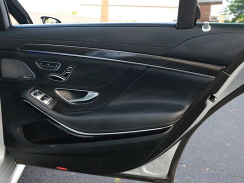 Used 2017 Mercedes-Benz S 63 AMG 4MATIC Sedan image 29