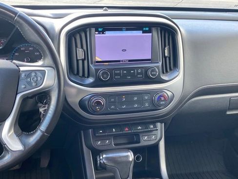 Certified 2017 GMC Canyon SLT w/ Driver Alert Package image 9