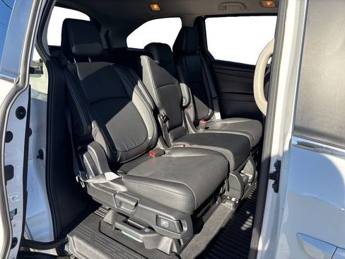 Used 2025 Honda Odyssey EX-L image 23