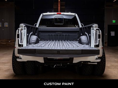 Used 2026 Ford F450 Platinum w/ Platinum Plus Package image 8