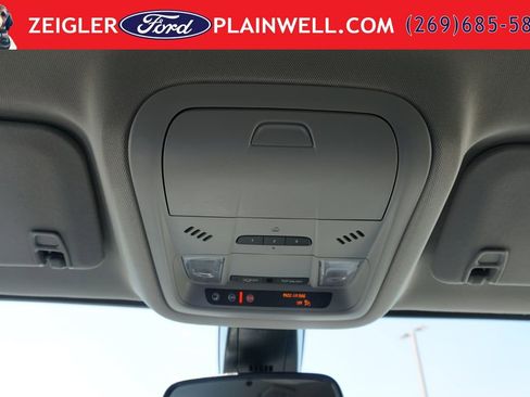 Used 2023 GMC Acadia SLT w/ LPO, Floor Liner Package AWD/4WD image 32