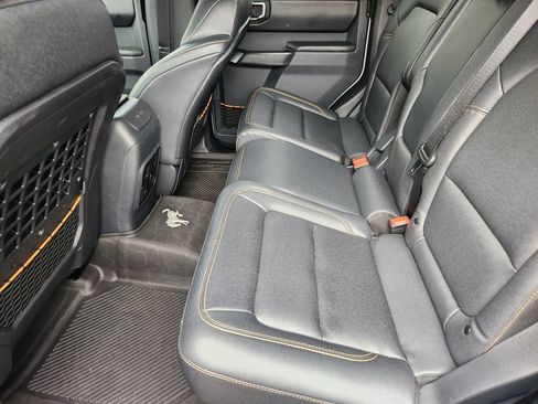 Used 2024 Ford Bronco Badlands AWD/4WD image 28