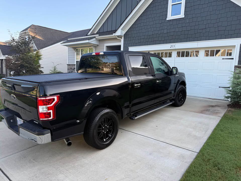 Used 2020 Ford F150 XLT w/ Equipment Group 302A Luxury RWD image 12