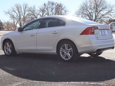 Used 2015 Volvo S60 T5 Premier image 7
