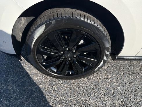 Used 2024 Lincoln Navigator Reserve AWD/4WD image 27