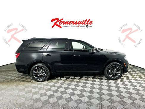 Used 2024 Dodge Durango SXT w/ SXT Blacktop Group image 8