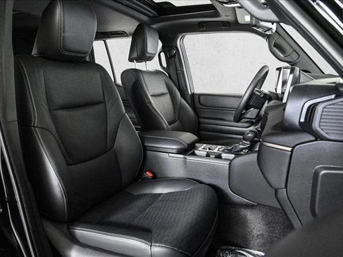 Used 2025 Toyota Land Cruiser image 21