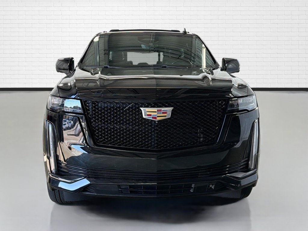 Used 2021 Cadillac Escalade ESV Sport Platinum AWD/4WD image 2