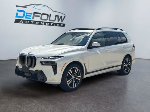 Used 2026 BMW X7 xDrive40i AWD/4WD image 7