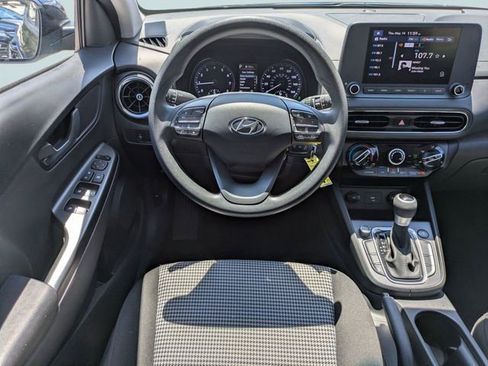 Used 2023 Hyundai Kona SE w/ Cargo Package AWD/4WD image 17