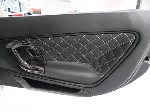 Used 2009 Lamborghini Gallardo LP 560-4 AWD/4WD image 18