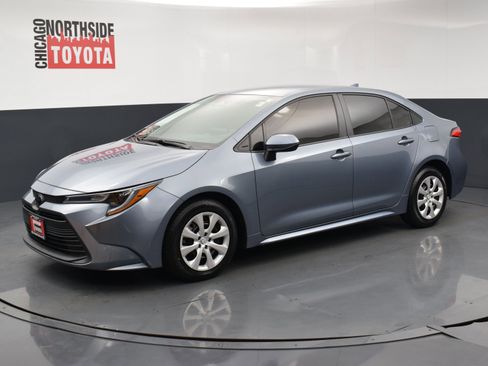 Used 2024 Toyota Corolla LE image 8