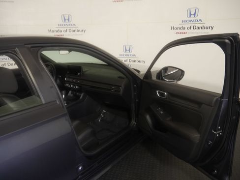 Used 2024 Honda Civic Sport image 7