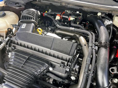 Used 2023 Lincoln Corsair Standard w/ Equipment Group 101A image 36