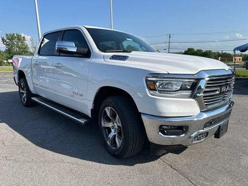 Used 2023 RAM 1500 Laramie AWD/4WD image 7