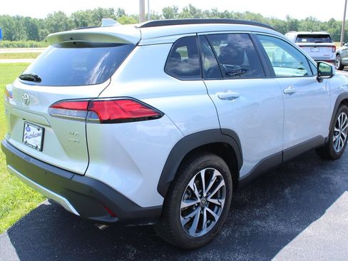 Used 2023 Toyota Corolla Cross XLE w/ Convenience Package AWD/4WD image 16