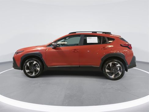 Certified 2025 Subaru Crosstrek 2.5i Limited w/ Crosstrek Mirror Package image 8