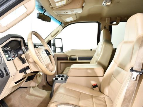 Used 2009 Ford F350 Lariat AWD/4WD image 6