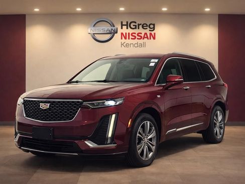 Used 2020 Cadillac XT6 Premium Luxury AWD/4WD image 3