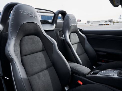 Used 2024 Porsche 718 Boxster Spyder RS w/ Weissach Package image 54