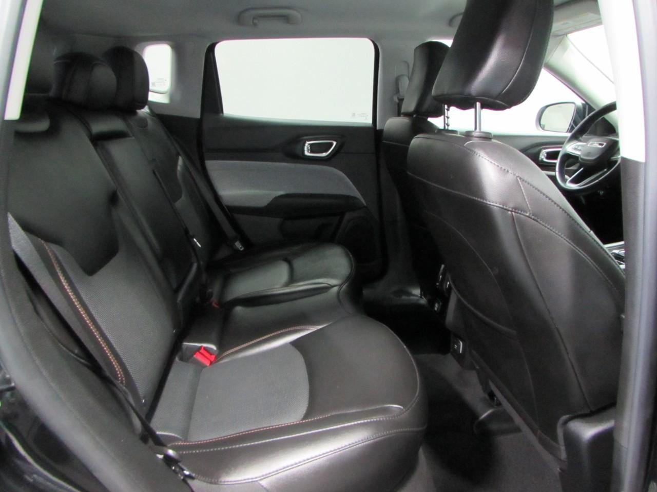 Used 2022 Jeep Compass Latitude AWD/4WD image 19