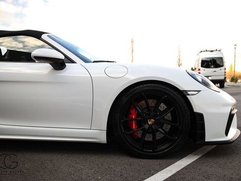 Used 2022 Porsche 718 Boxster Spyder image 18