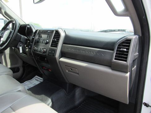 Used 2019 Ford F250 XL RWD image 14