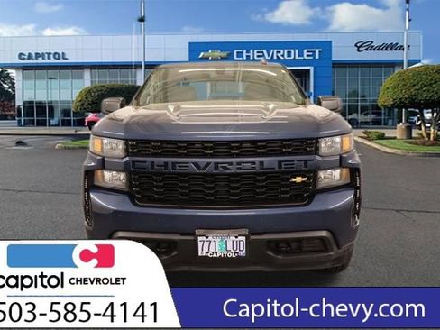 Used 2020 Chevrolet Silverado 1500 Custom w/ Custom Value Package AWD/4WD image 7
