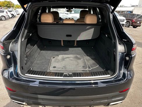 Used 2021 Porsche Cayenne AWD/4WD image 7