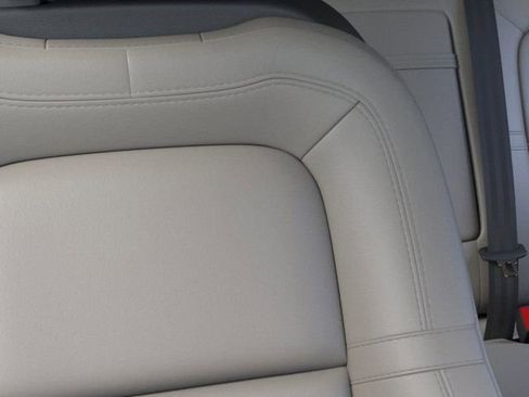 New 2026 Lincoln Corsair Premiere image 16