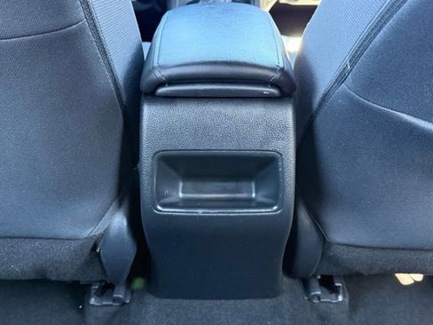 Used 2020 Toyota Corolla SE w/ Carpet Mat Package (TMS) image 34