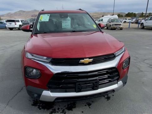 Used 2021 Chevrolet TrailBlazer LT image 3