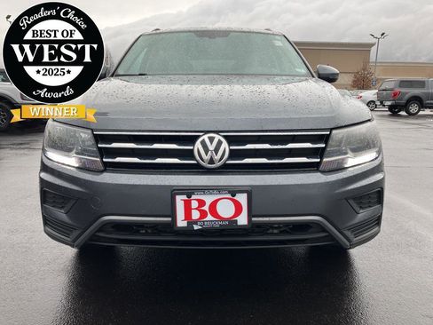 Used 2020 Volkswagen Tiguan SE w/ Panoramic Sunroof Package image 1