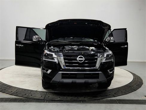 Used 2024 Nissan Armada Platinum w/ Cargo Package image 10