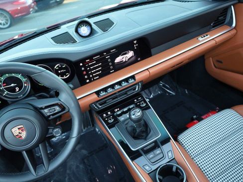 Used 2024 Porsche 911 Targa 4S image 34