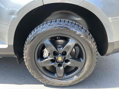 Used 2004 Porsche Cayenne S AWD/4WD image 82