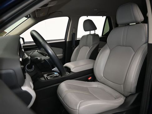 Used 2024 Honda Pilot EX-L image 10