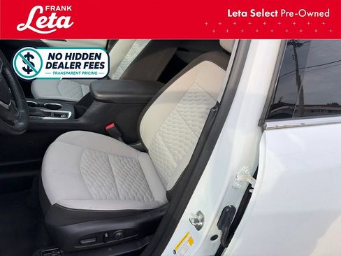 Used 2019 Chevrolet Equinox LT FWD image 10
