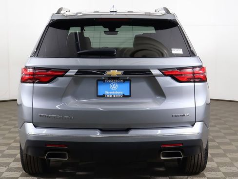 Used 2023 Chevrolet Traverse Premier AWD/4WD image 17